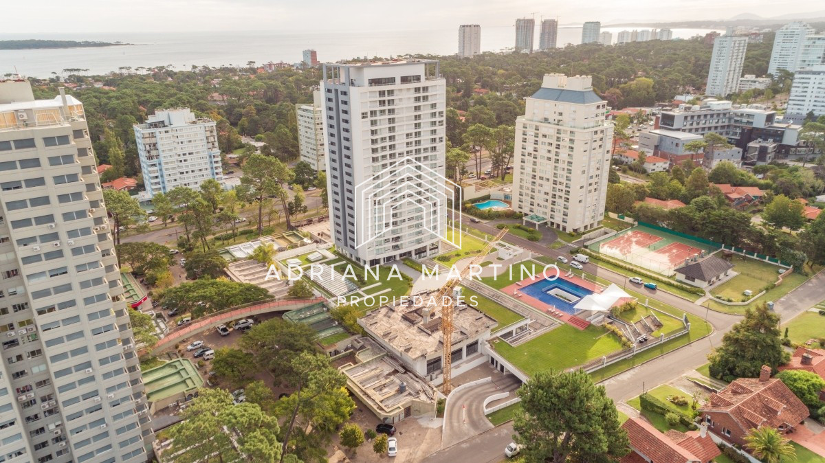 Apartamento ID.71721 - Greenlife - 3 dormitorios con 3 baños - OPORTUNIDAD.