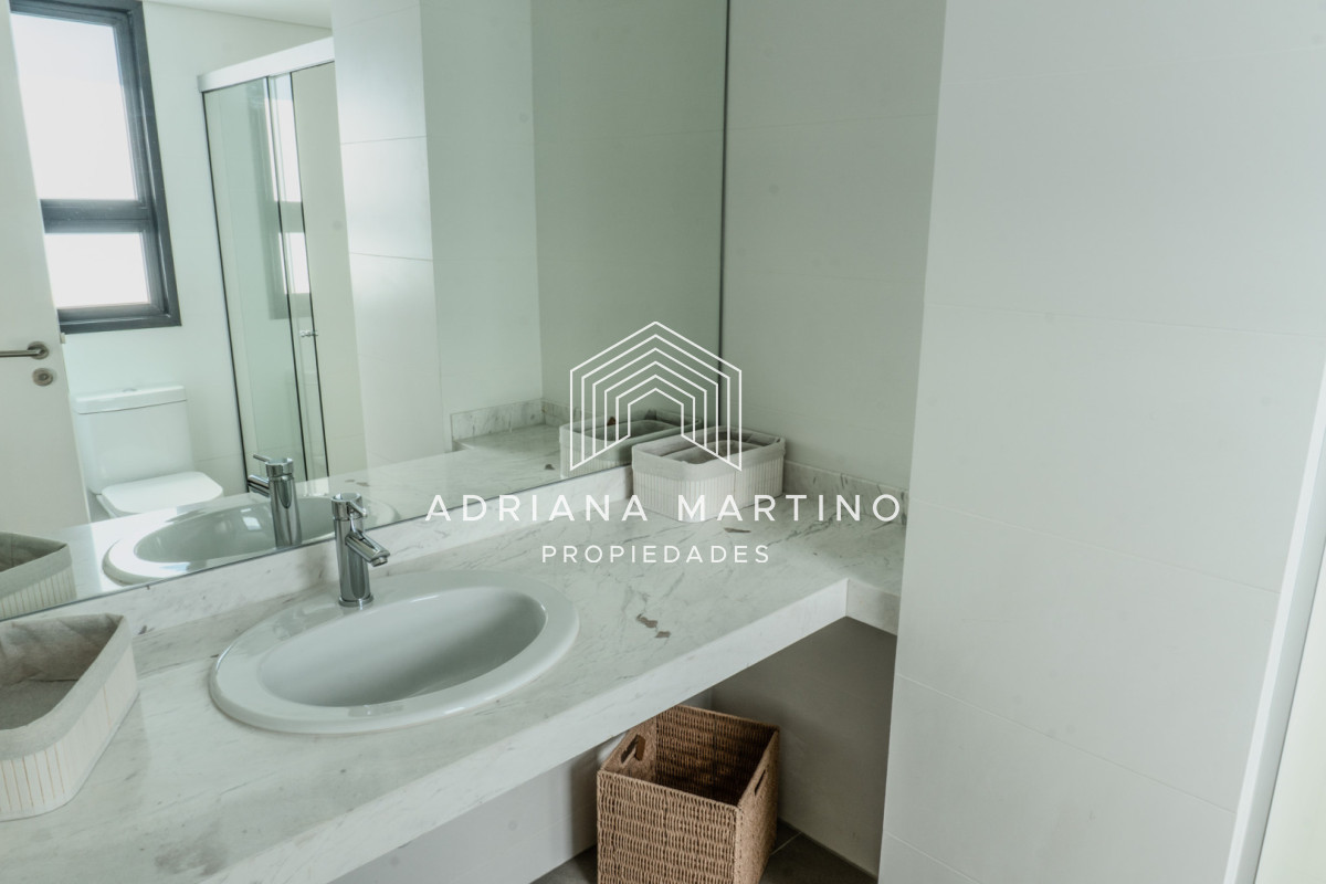 Apartamento ID.71721 - Greenlife - 3 dormitorios con 3 baños - OPORTUNIDAD.