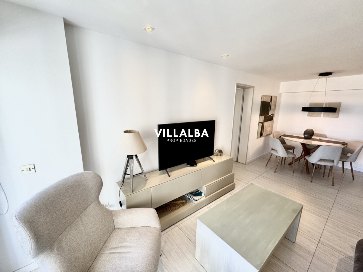 Apartamento ID.4300 - Punta del Este - Chiverta - Apartamento - 2 dormitorios y servicio - 3 baños - Reciclado a nuevo