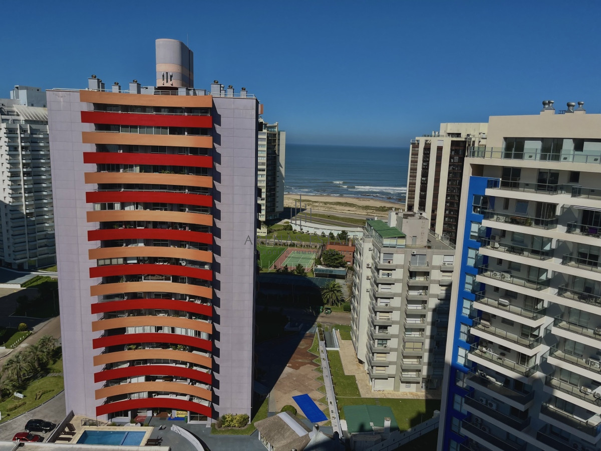 Apartamento ID.1153 - Apartamento en Venta 3 dormitorios Punta del Este The Forest Tower 2