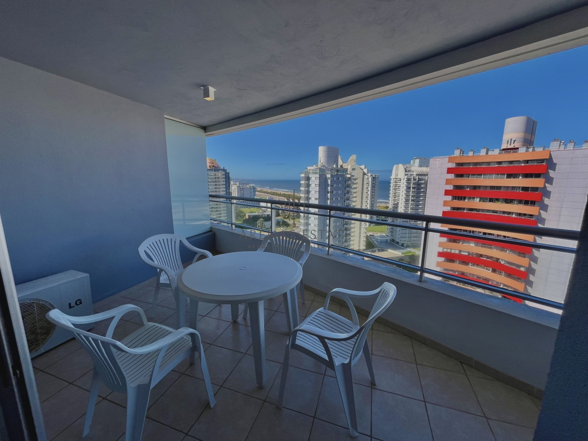 Apartamento ID.1153 - Apartamento en Venta 3 dormitorios Punta del Este The Forest Tower 2