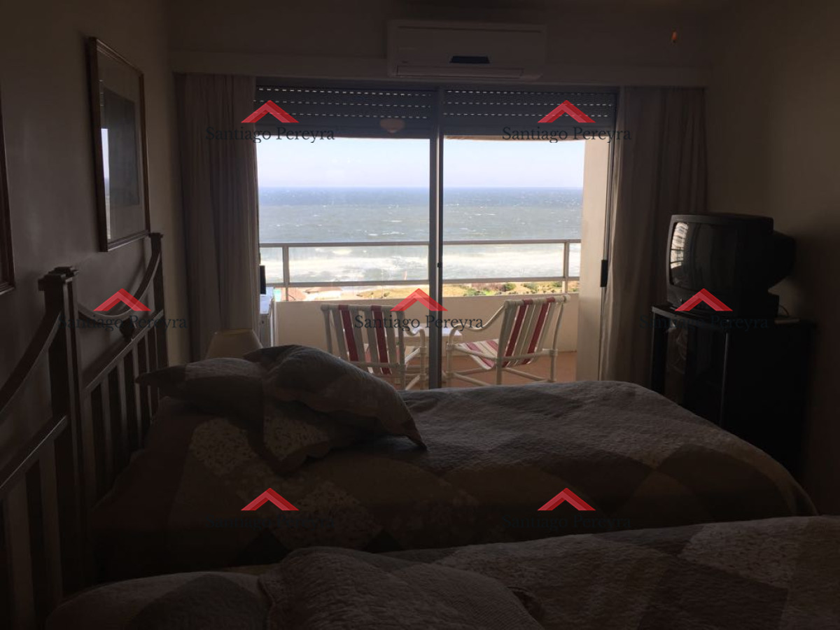 Apartamento ID.7690 - Apartamento de 2 dormitorios y medio 2 baños