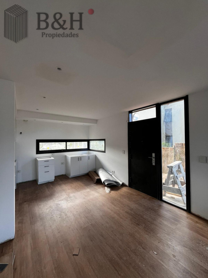 Casa ID.5319 - Venta - Casa - 2 Dormitorios - 2 baños - Punta del Este - Excelente Ubicación