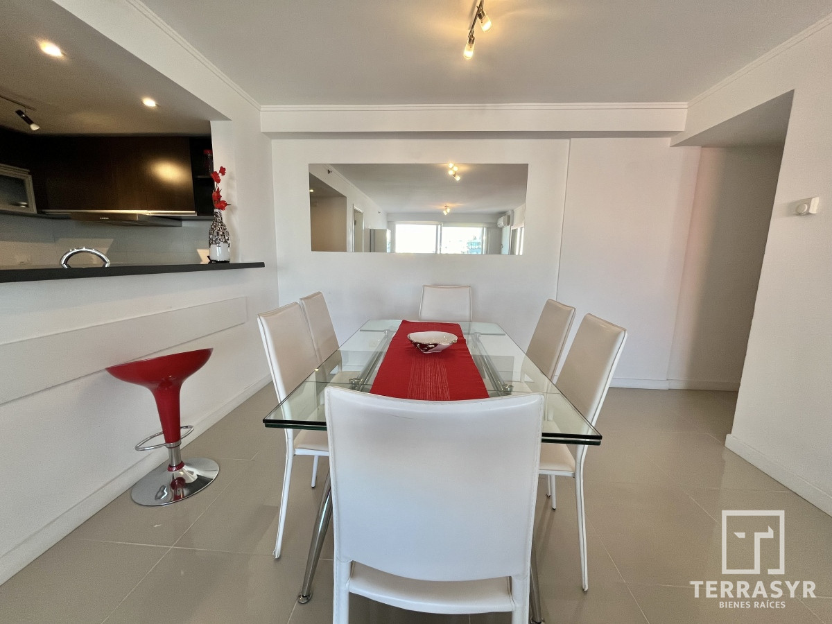 Apartamento ID.25 - Apartamento en Venta 3 dormitorios Punta del Este The Forest Tower 2