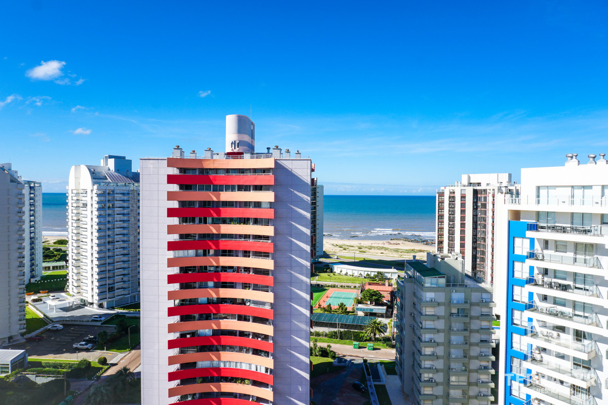 Apartamento ID.25 - Apartamento en Venta 3 dormitorios Punta del Este The Forest Tower 2