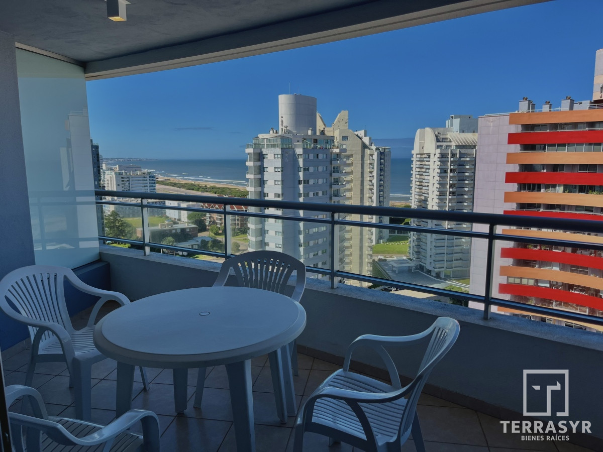 Apartamento ID.25 - Apartamento en Venta 3 dormitorios Punta del Este The Forest Tower 2
