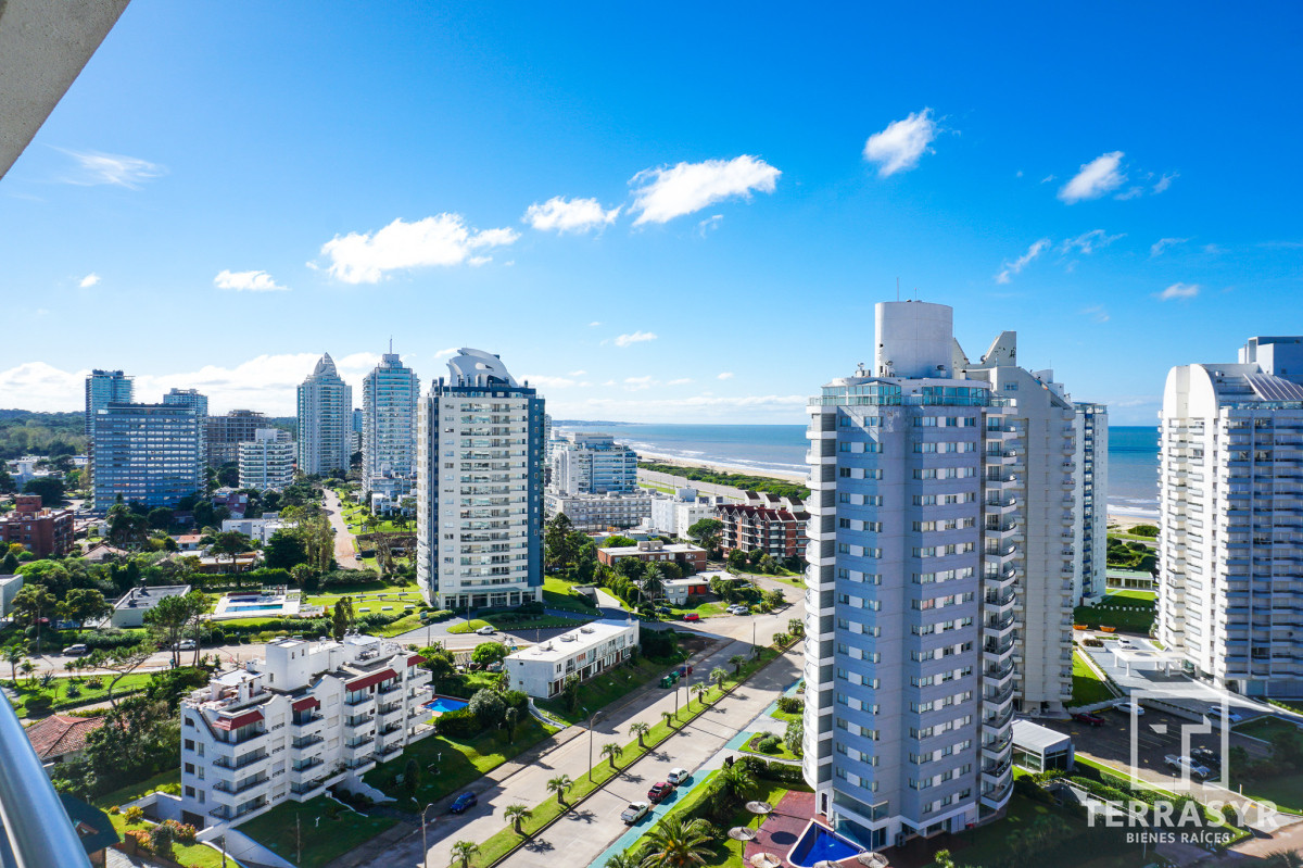 Apartamento ID.25 - Apartamento en Venta 3 dormitorios Punta del Este The Forest Tower 2