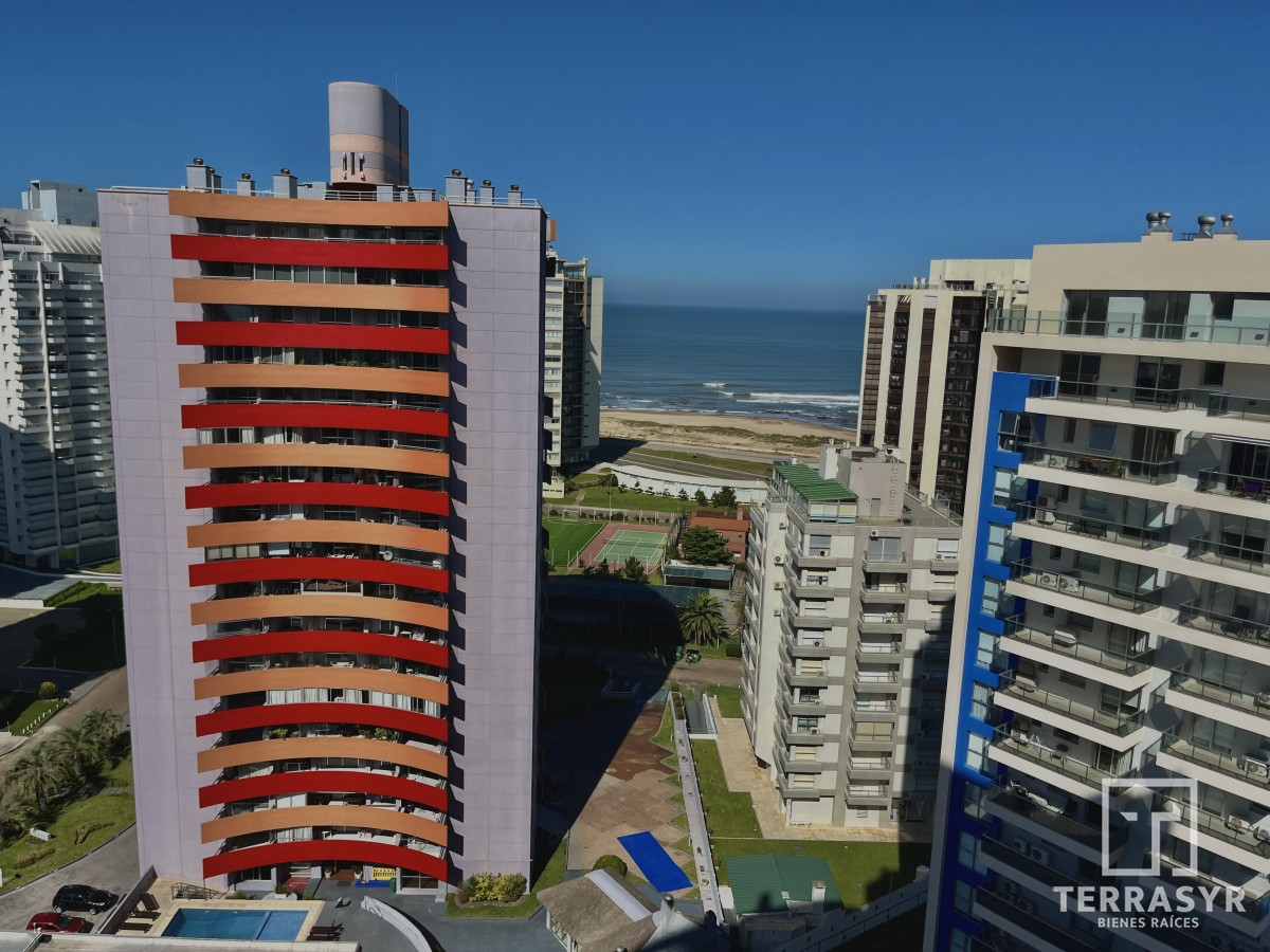 Apartamento ID.25 - Apartamento en Venta 3 dormitorios Punta del Este The Forest Tower 2