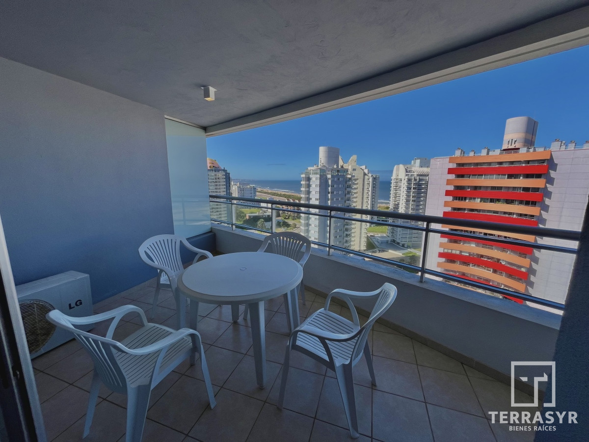 Apartamento ID.25 - Apartamento en Venta 3 dormitorios Punta del Este The Forest Tower 2
