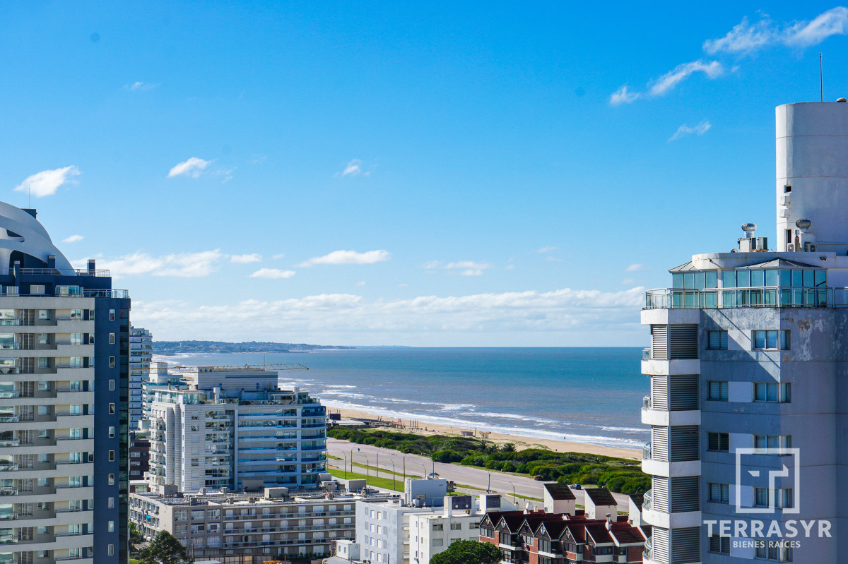 Apartamento ID.25 - Apartamento en Venta 3 dormitorios Punta del Este The Forest Tower 2
