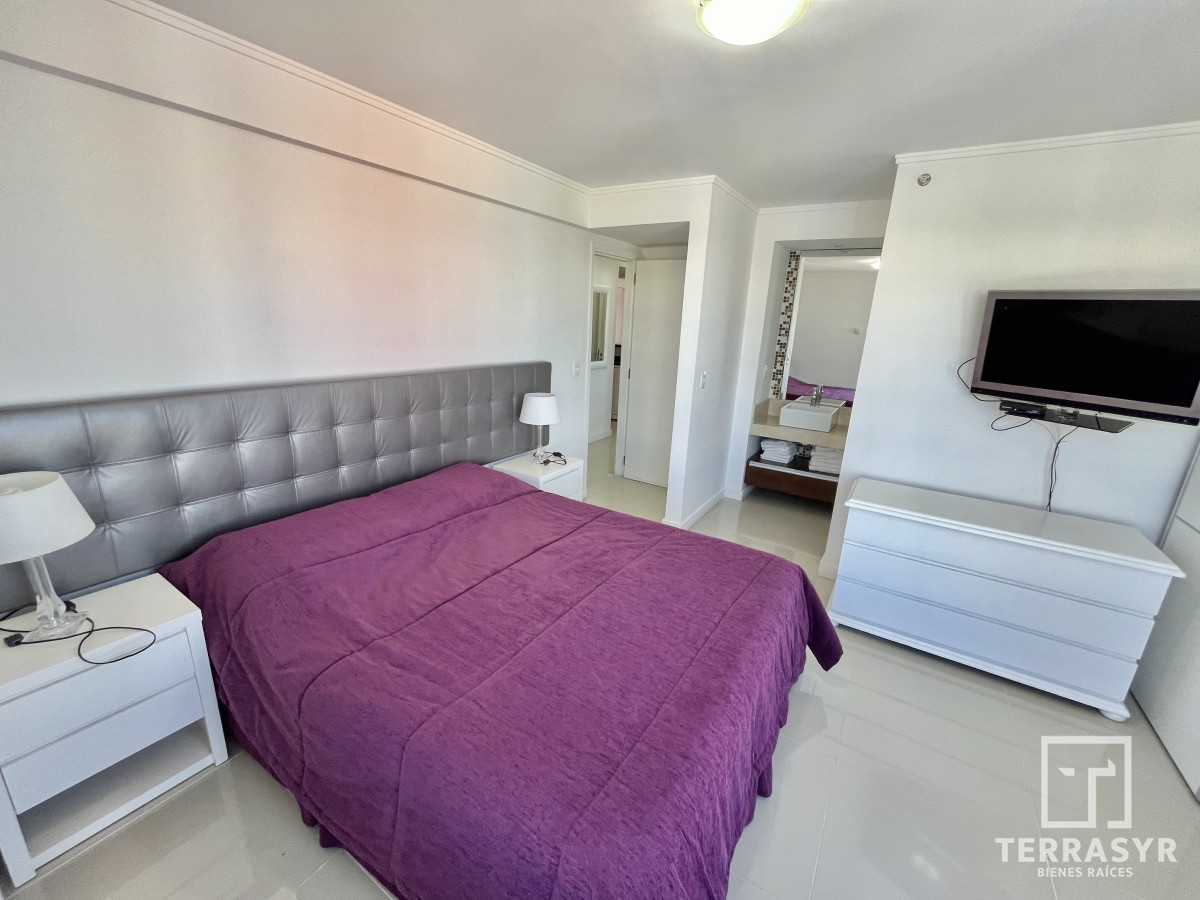 Apartamento ID.25 - Apartamento en Venta 3 dormitorios Punta del Este The Forest Tower 2