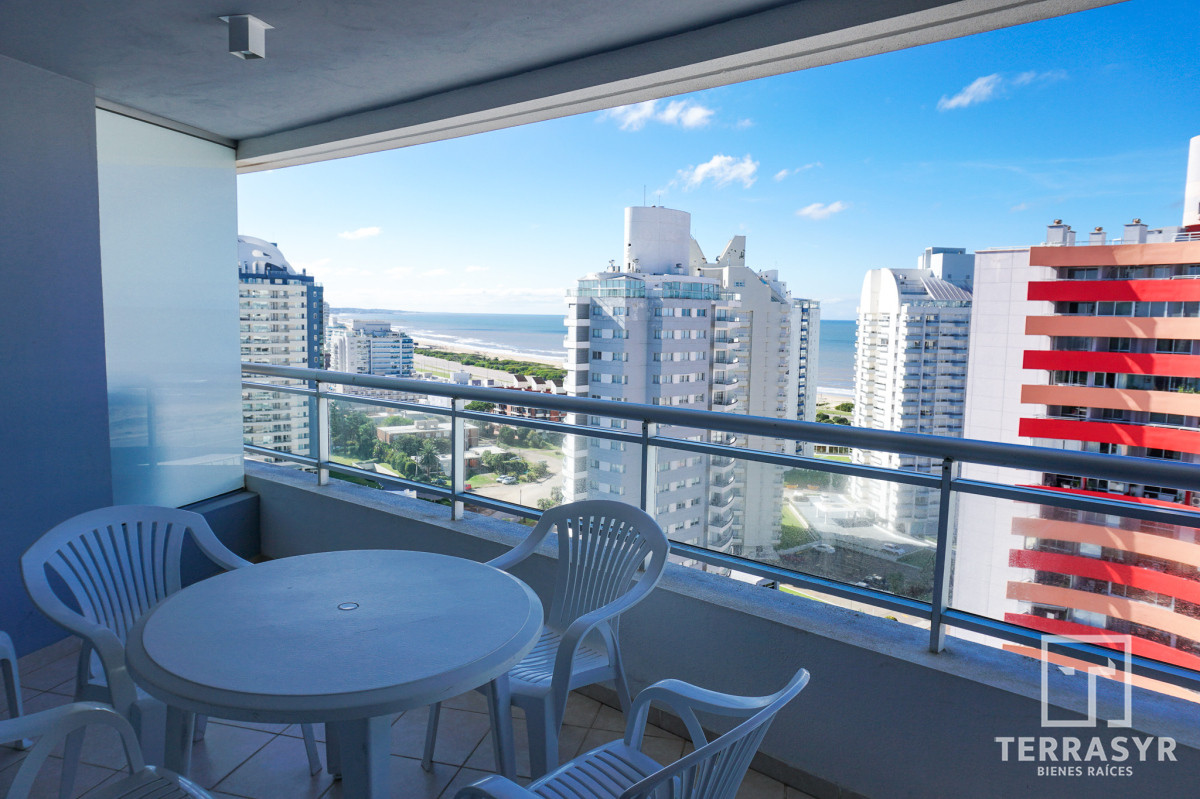 Apartamento ID.25 - Apartamento en Venta 3 dormitorios Punta del Este The Forest Tower 2