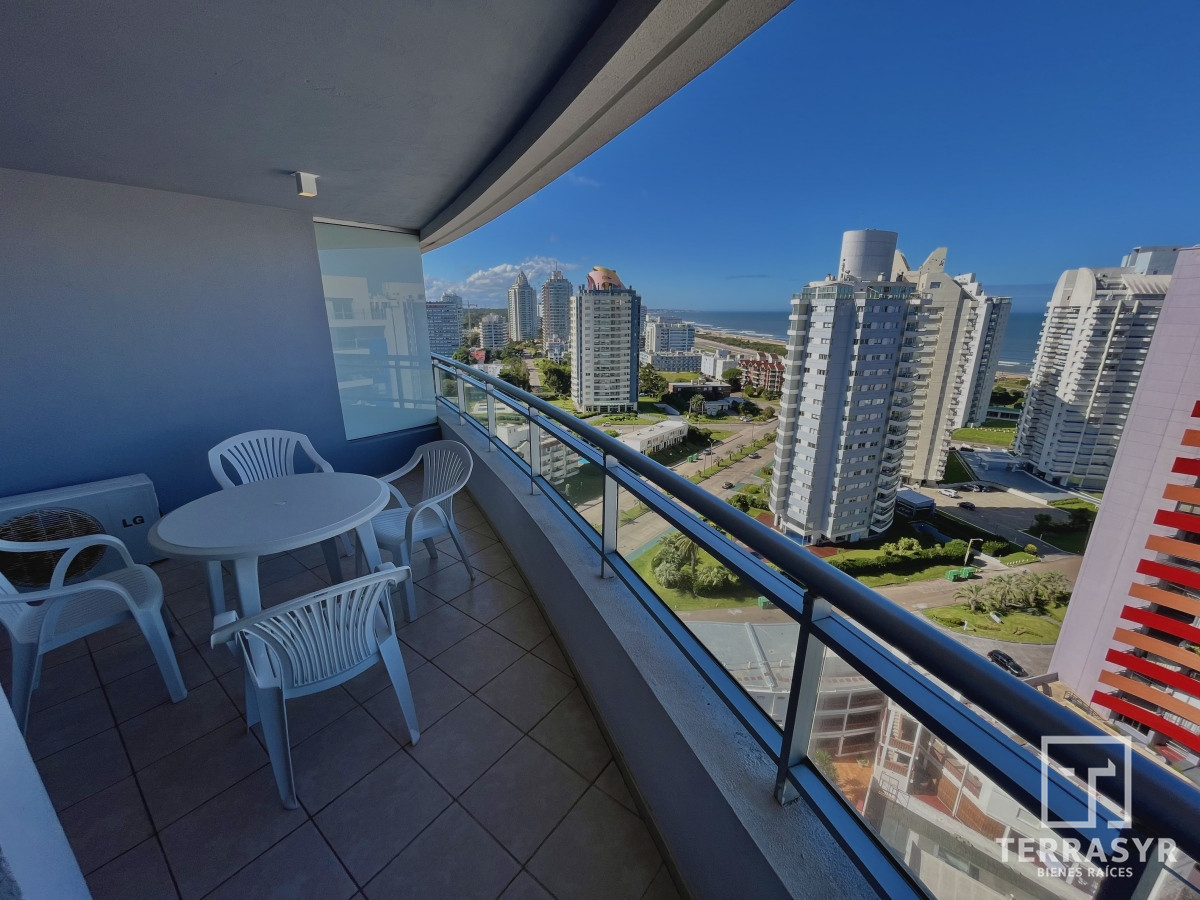 Apartamento ID.25 - Apartamento en Venta 3 dormitorios Punta del Este The Forest Tower 2