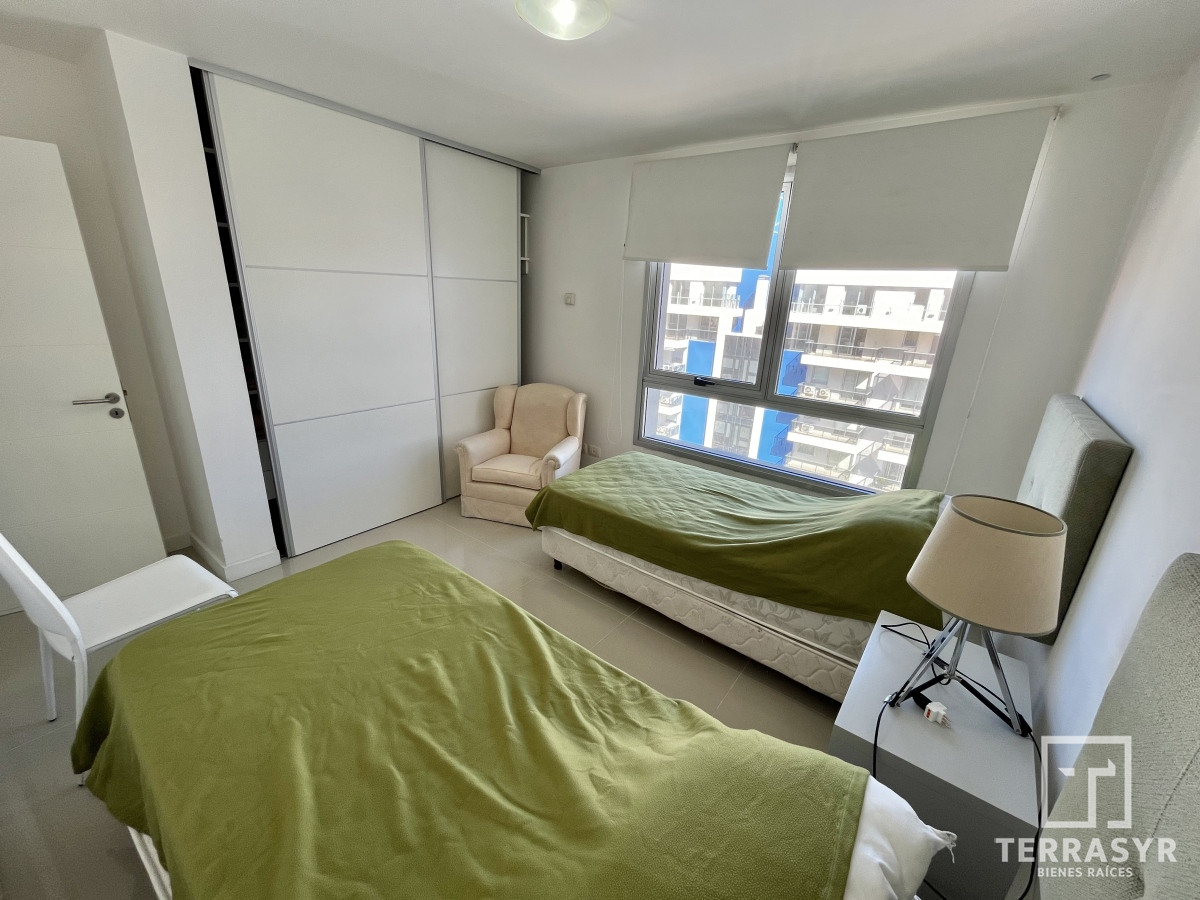 Apartamento ID.25 - Apartamento en Venta 3 dormitorios Punta del Este The Forest Tower 2