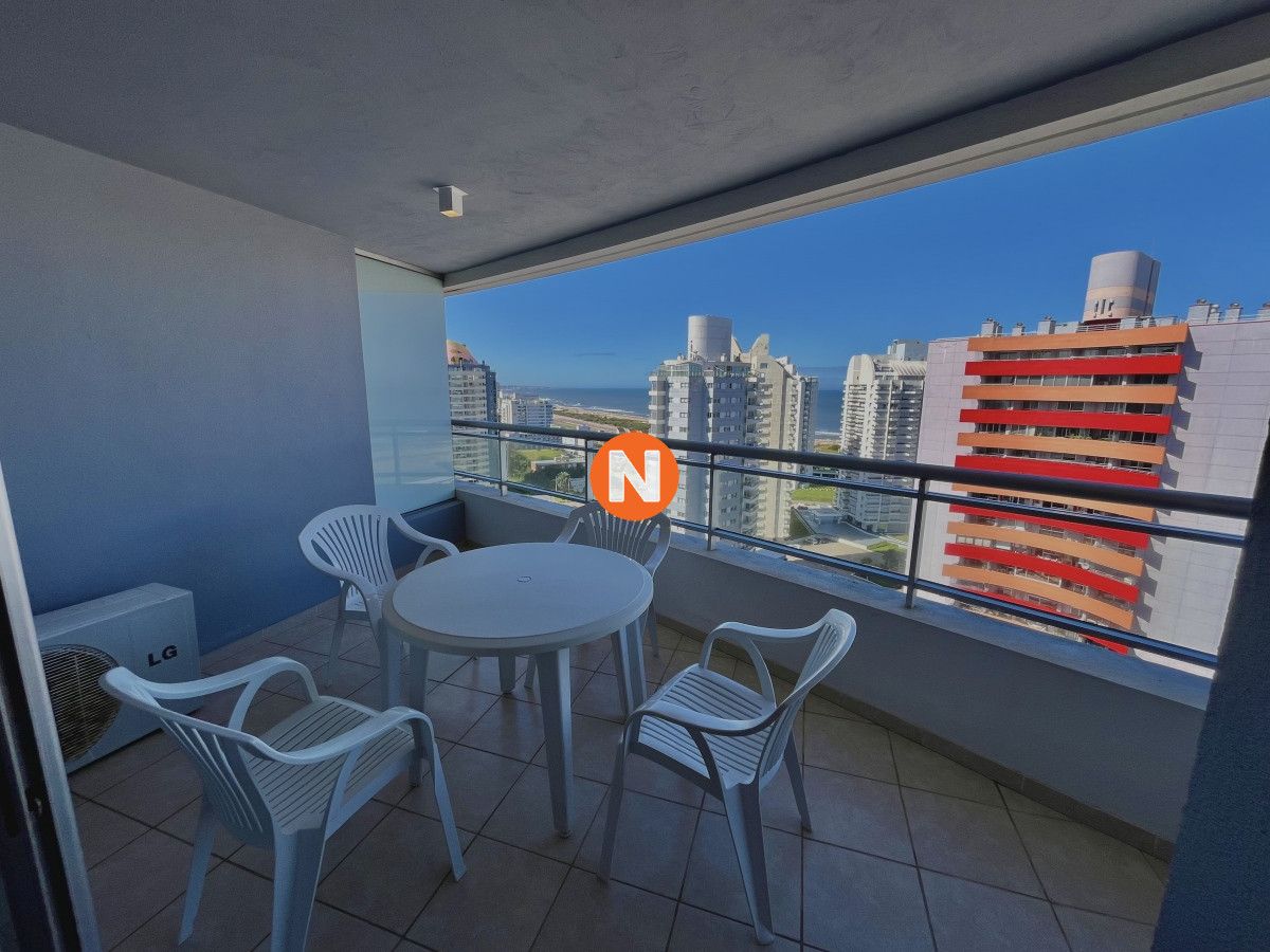 Apartamento Ref.220947 - Apartamento en Venta 3 dormitorios Punta del Este The Forest Tower 2