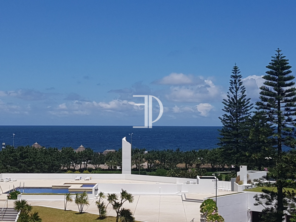 Apartamento ID.1057 - Venta - Apartamento - 3 dormitorios y dependencia de servicio - Complejo Lincoln Center - Frente al Mar