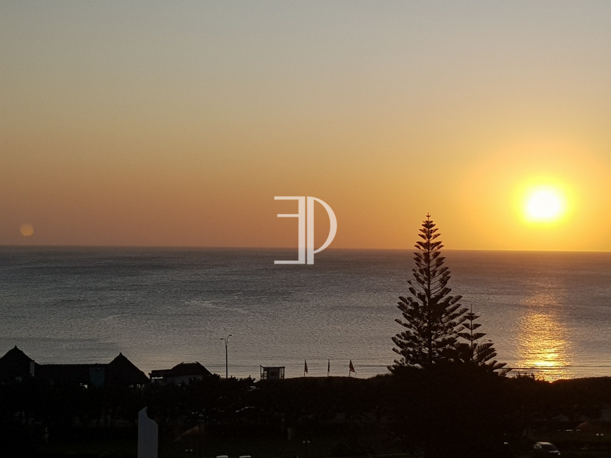 Apartamento ID.1057 - Venta - Apartamento - 3 dormitorios y dependencia de servicio - Complejo Lincoln Center - Frente al Mar