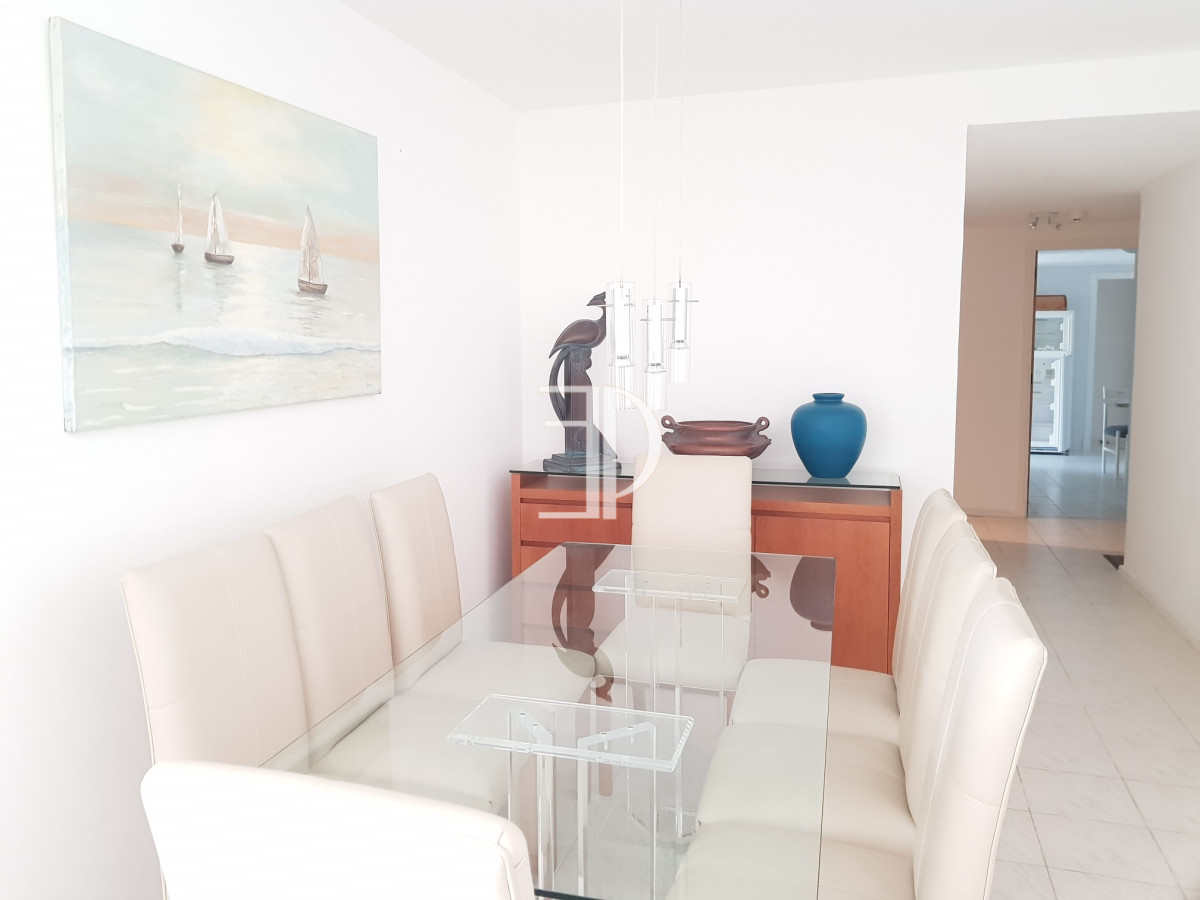 Apartamento ID.1057 - Venta - Apartamento - 3 dormitorios y dependencia de servicio - Complejo Lincoln Center - Frente al Mar