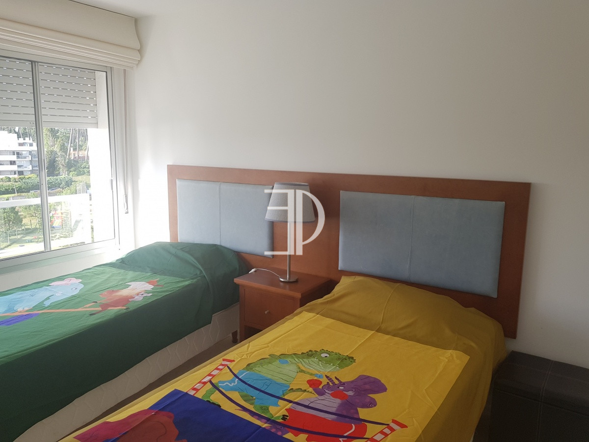 Apartamento ID.1057 - Venta - Apartamento - 3 dormitorios y dependencia de servicio - Complejo Lincoln Center - Frente al Mar