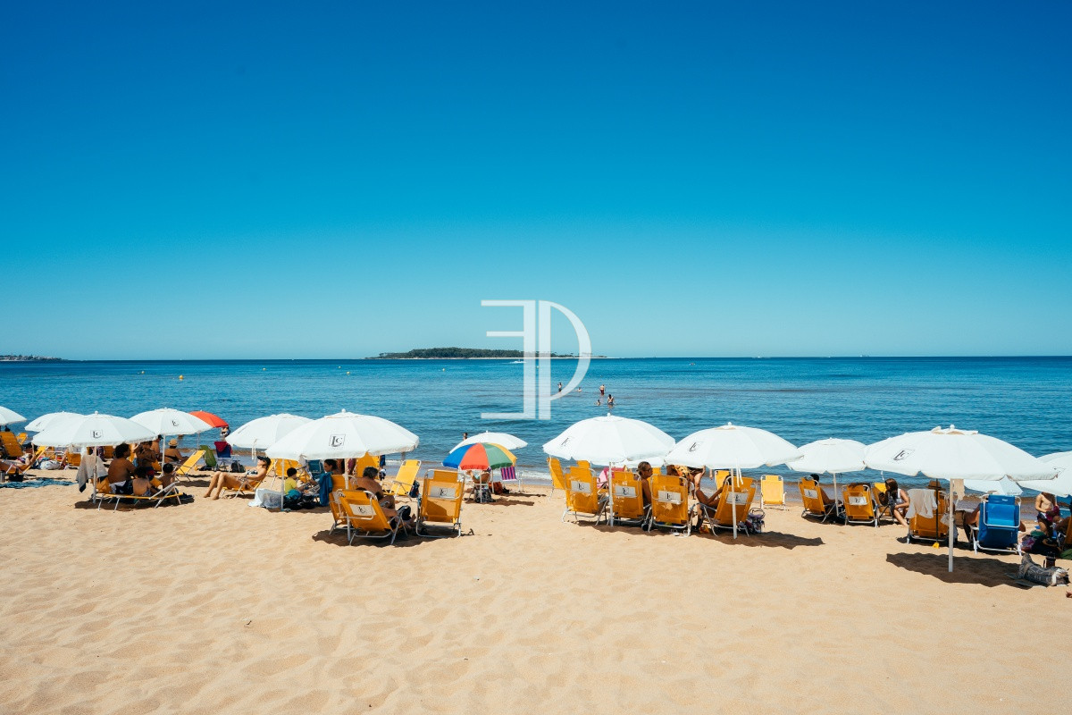 Apartamento ID.1057 - Venta - Apartamento - 3 dormitorios y dependencia de servicio - Complejo Lincoln Center - Frente al Mar