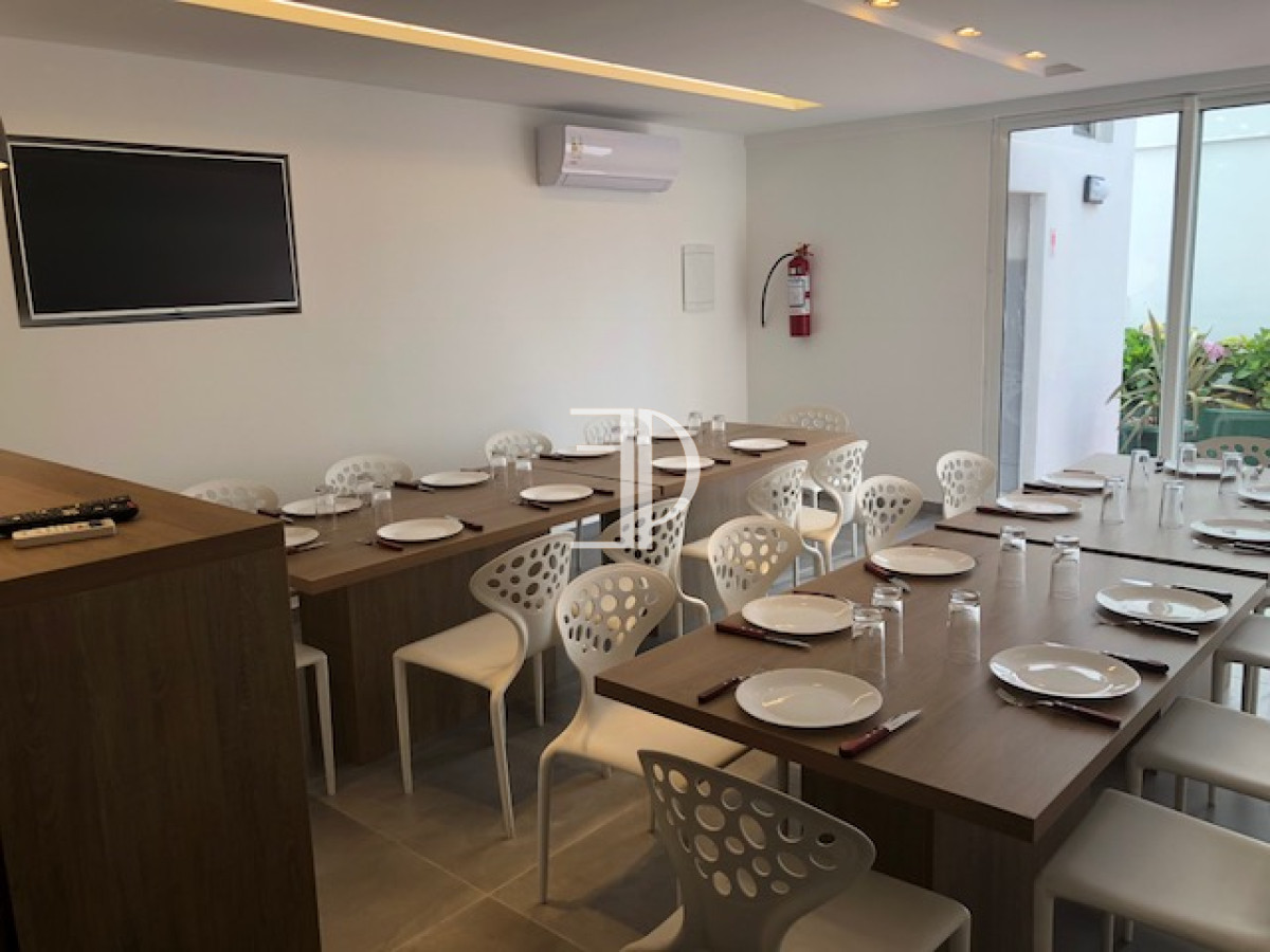 Apartamento ID.1057 - Venta - Apartamento - 3 dormitorios y dependencia de servicio - Complejo Lincoln Center - Frente al Mar