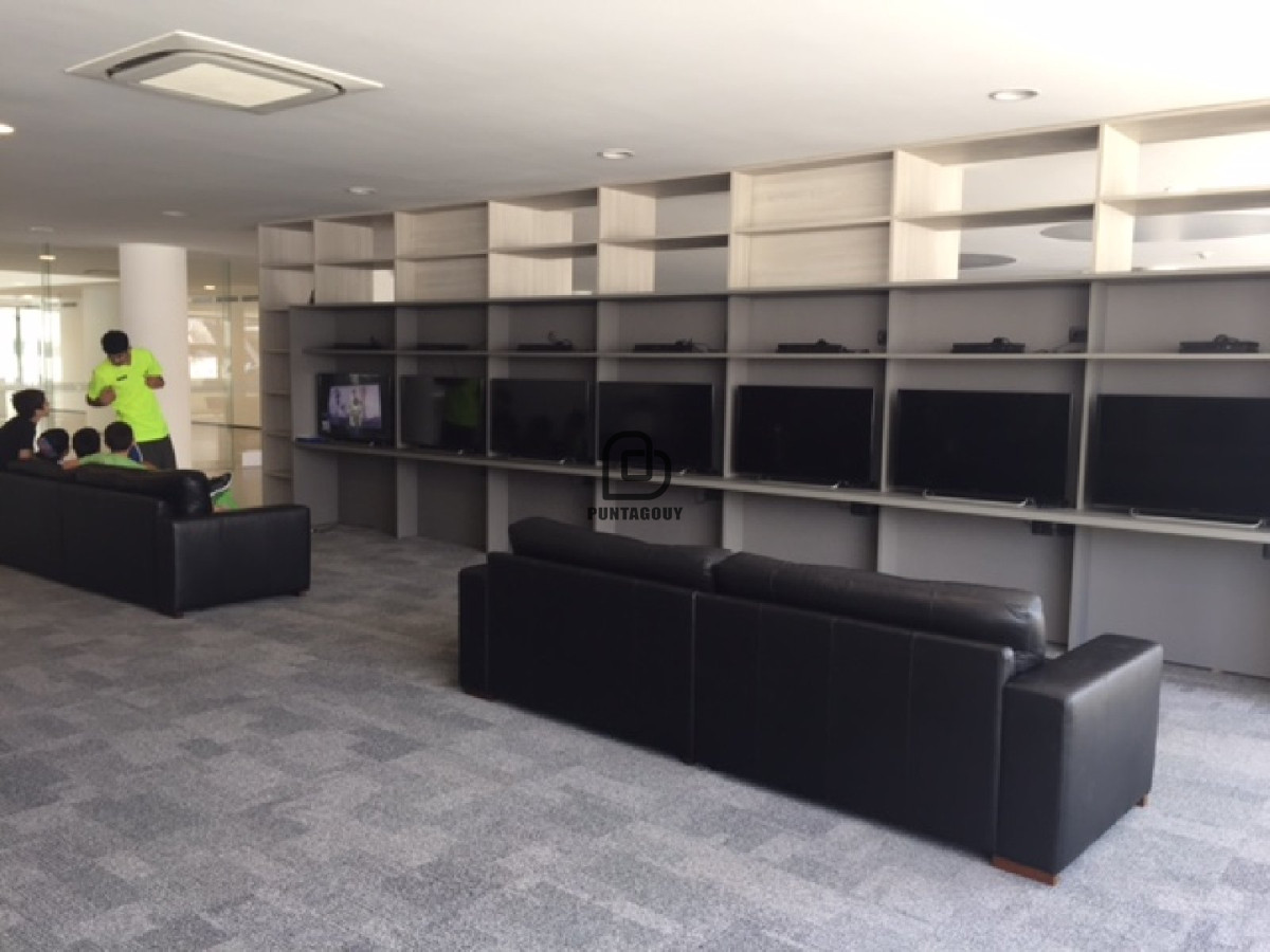 Apartamento ID.7600 - Apartamento de 2 dormitorios ,2 baños, en Roosevelt