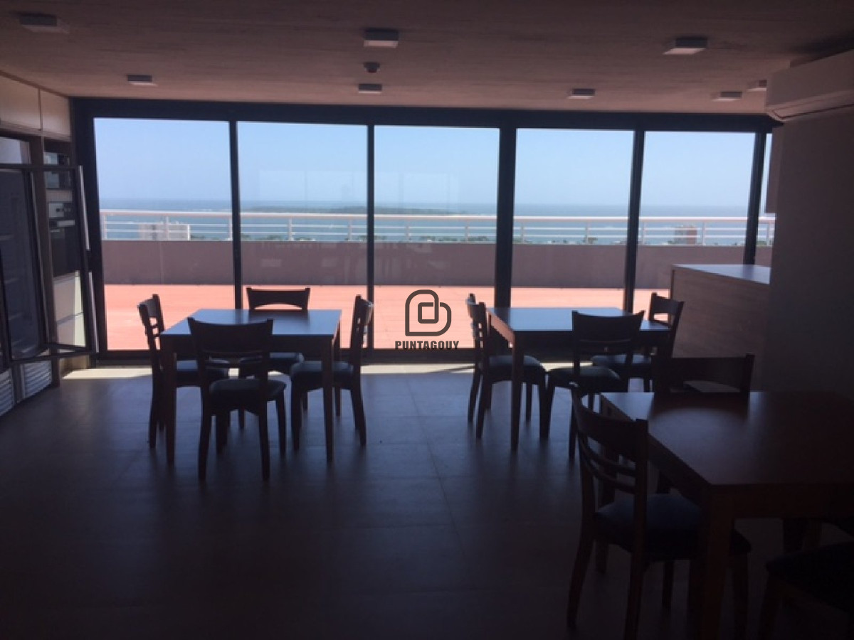 Apartamento ID.7600 - Apartamento de 2 dormitorios ,2 baños, en Roosevelt