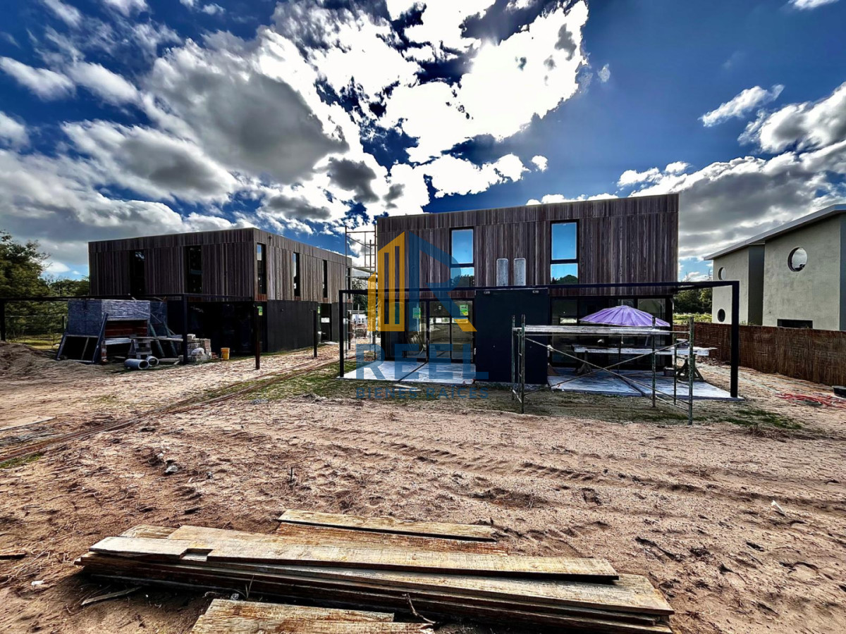 Casa ID.54 - Casa a estrenar 2 Dormitorios - 2 baños - Punta del Este - Excelente Ubicación