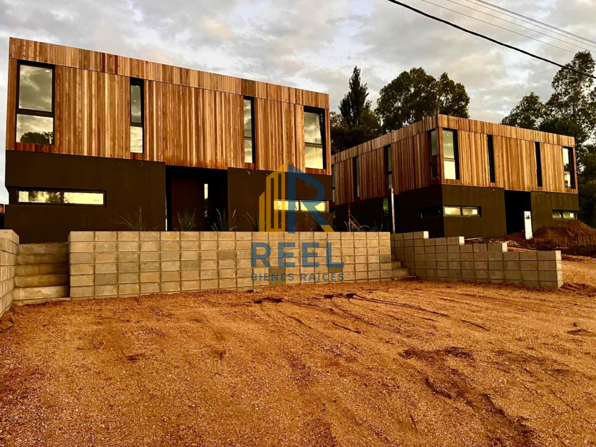 Casa ID.54 - Casa a estrenar 2 Dormitorios - 2 baños - Punta del Este - Excelente Ubicación