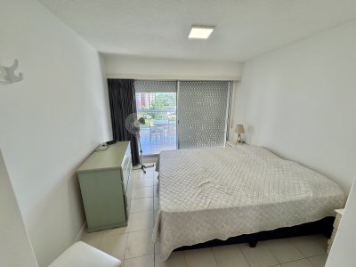 Complejo Lincoln Center 2 dormitorios mas dependencia de servicio - LLN393A