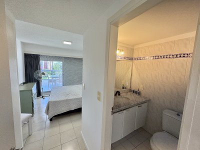 Complejo Lincoln Center 2 dormitorios mas dependencia de servicio - LLN393A