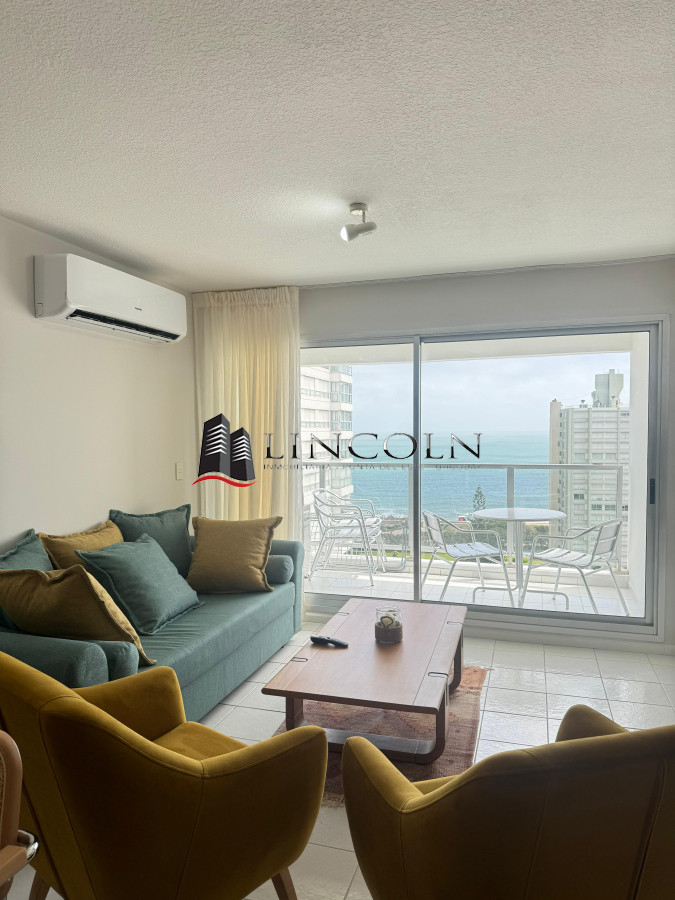 Venta - Complejo Lincoln Center - 2 dormitorios - Punta del Este - Frente al Mar - LLN1442A