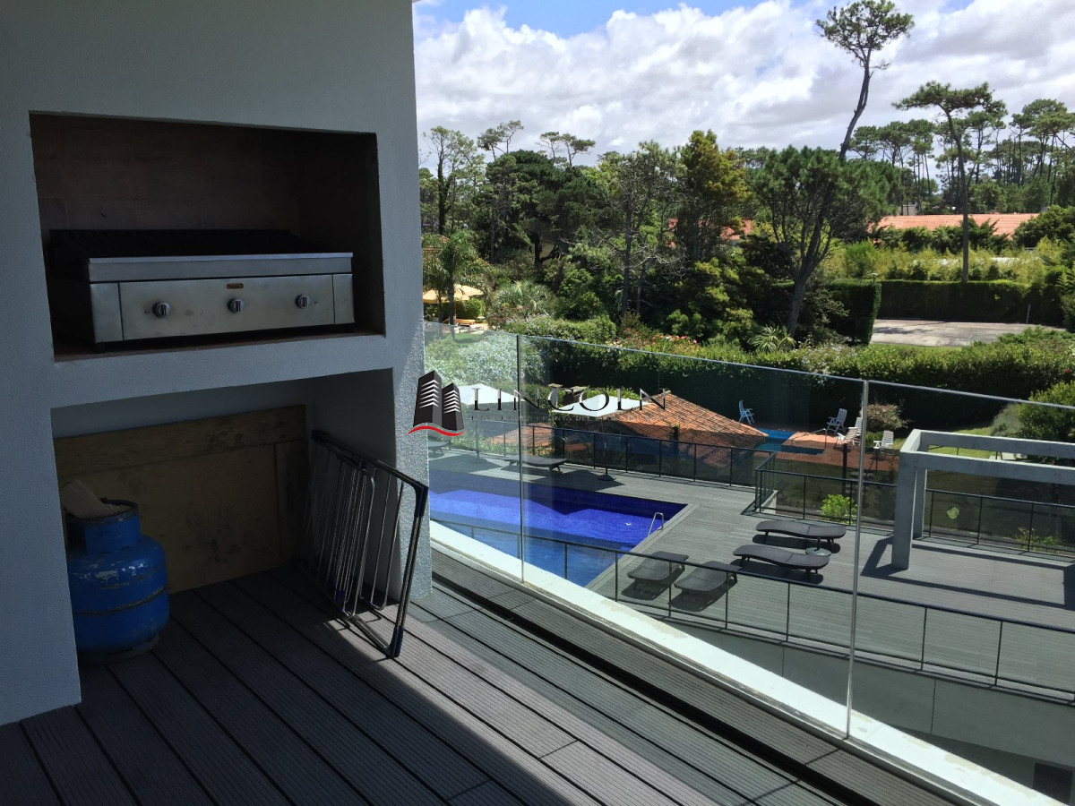 Sea Breezes - Venta - Mansa - Punta del Este - 1 Dormitorios - Piscina - Parrilla - LLN135A