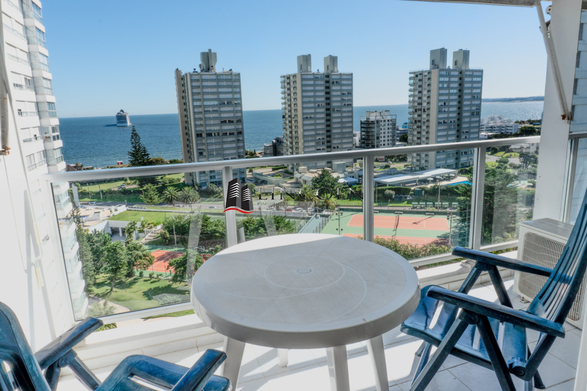Complejo Lincoln Center - Punta del Este - 2 dormitorios - Frente a la playa - LLN308A