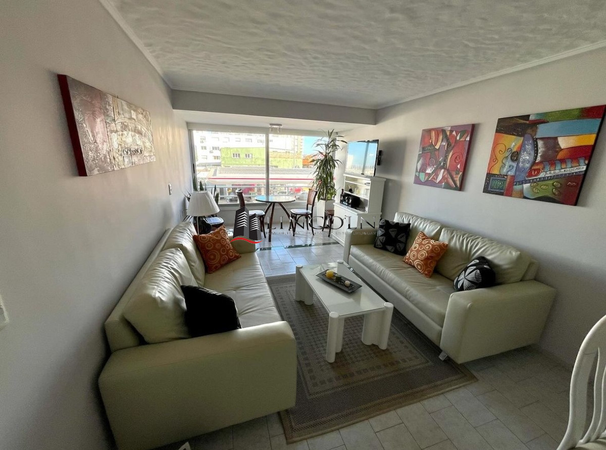Edificio Simon Bolivar 3 dormitorios Punta del Este - LLN1524A