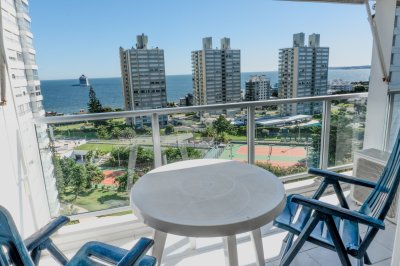 Complejo Lincoln Center - Punta del Este - 2 dormitorios - Frente a la playa