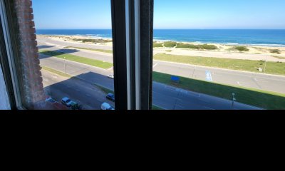Venta - 1 dormitorios y medio 1 baño - Punta del Este - Frente al Mar