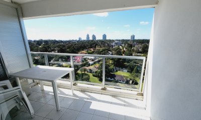 Apartamento en primera linea mansa 2 dormitorios 2 Baños
