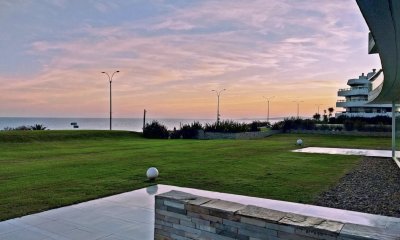 Venta - Mansa - 2 dormitorios 3 baños - vista al mar