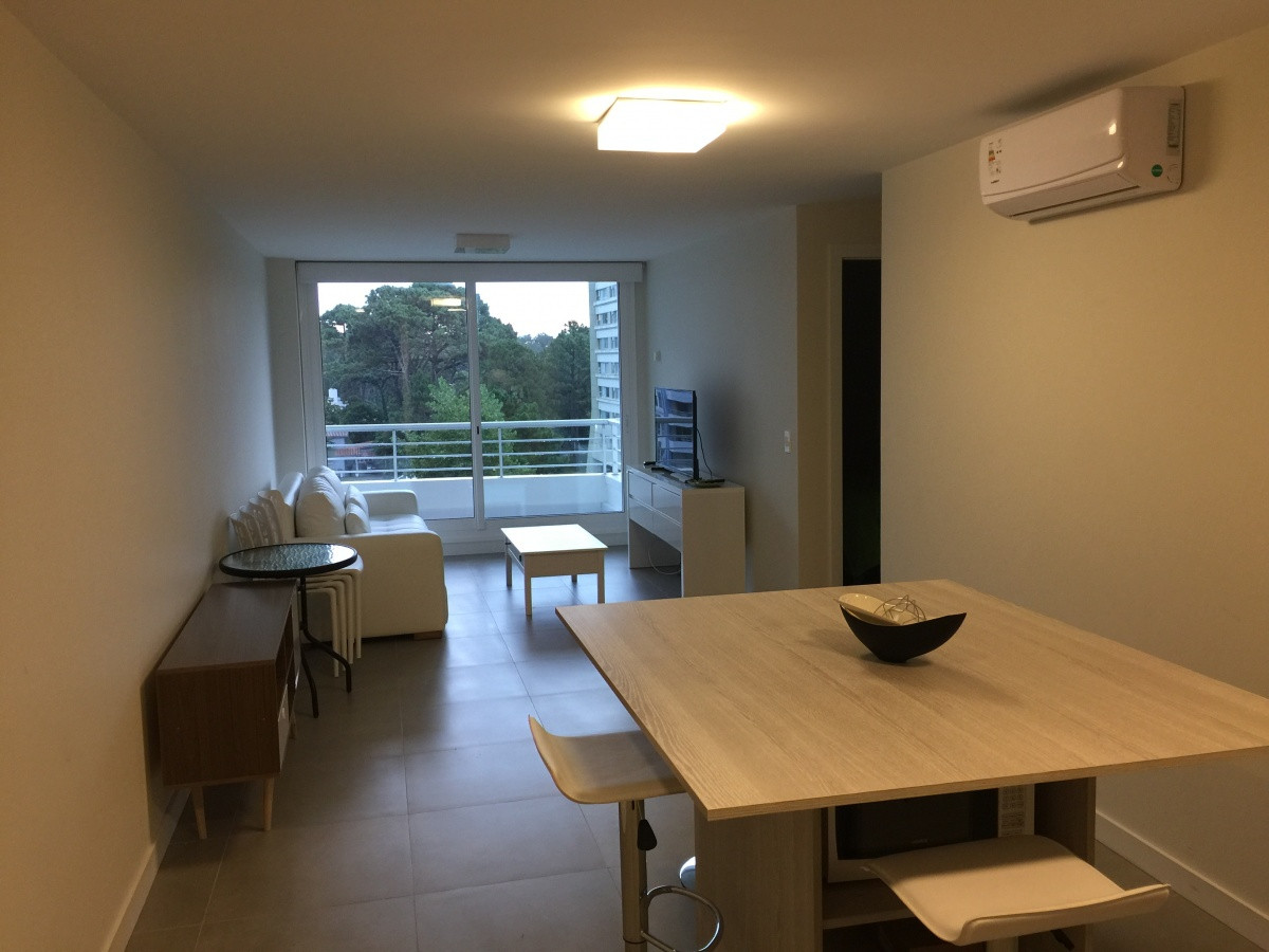 Departamento en venta en Torre Greenlife, Oportunidad en Punta del Este