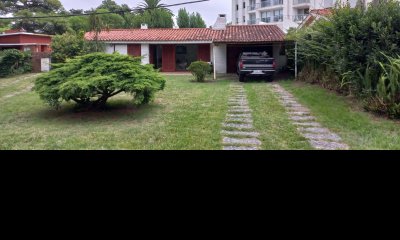 Venta - Casa - Puna del Este - 4 dormitorios 3 baños - Buena Ubicacion