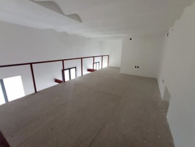 oficina en montevideo, ciudad vieja - lln1231l