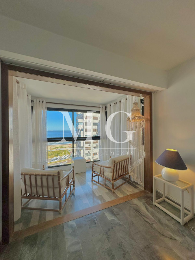 Apartamento ID.850 - Brava 3 dormitorios Torre con todos los servicios