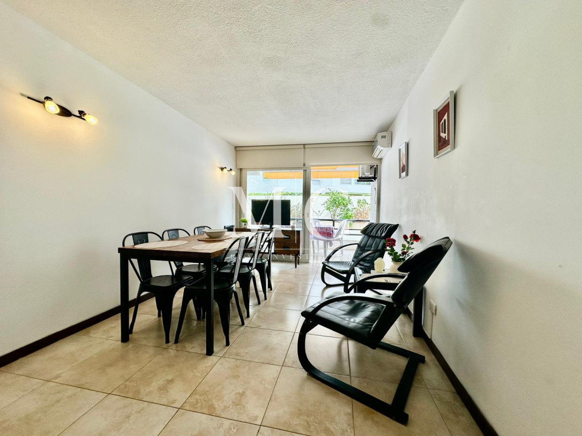 Apartamento ID.389 - VENTA APARTAMENTO ZONA AIDY GRILL, PARRILLERO, GARAGE