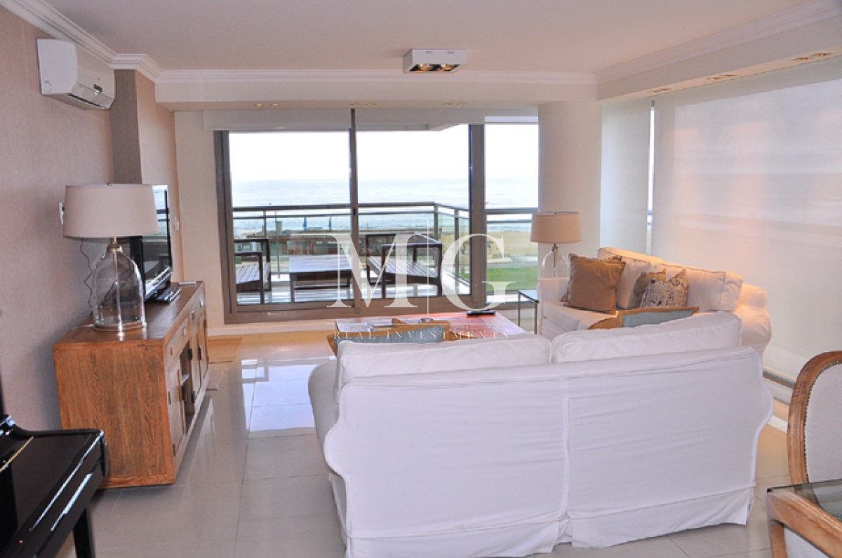 Apartamento ID.1176 - Torre Imperiale espectacular apartamento 4 dormitorios con vista al mar! Cochera doble!