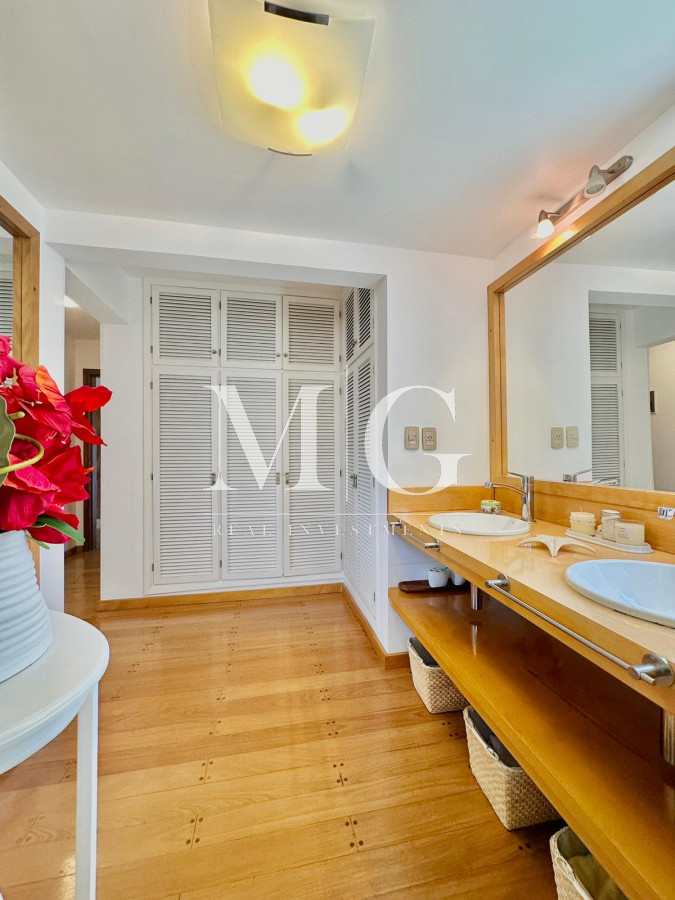 Apartamento ID.868 - PRIMERA LINEA FRENTE AL MAR! 3 dormitorios + dep.servicio