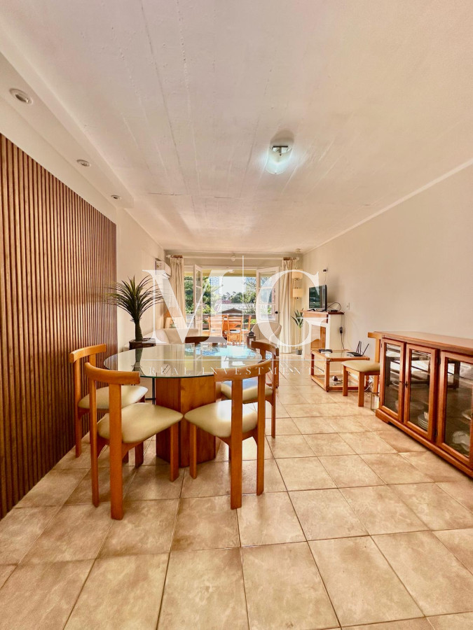 Apartamento ID.1196 - Alquiler Anual Apartamento 2 dormitorios zona Mansa, parrillero, cochera; Gc incluidos