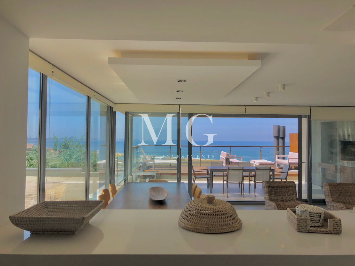 Apartamento ID.150 - Venta Apartamento 3 dormitorios con vista al mar Punta Ballena