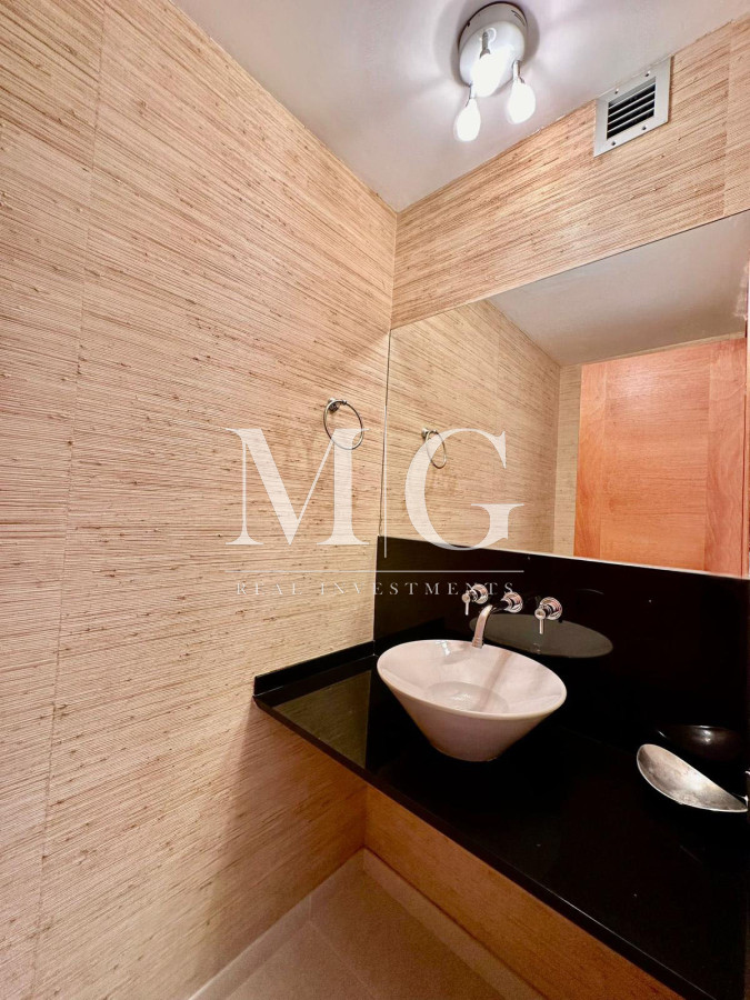 Apartamento ID.971 - EXCELENTE VISTA AL PUERTO, 3 DORMITORIOS + DEPENDENCIA 