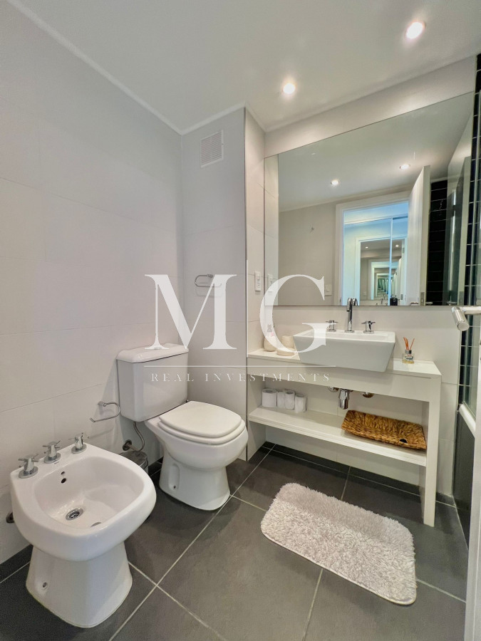 Apartamento ID.418 - Venta Apartamento 3 dormitorios con vista al Mar, Edificio con todos los servicios
